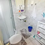 House Vagabond Vakantiehuis Tkon