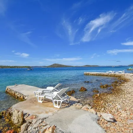 House Vagabond * Tkon